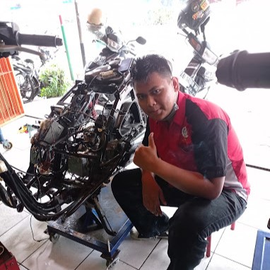 Oto 23