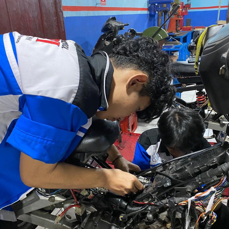 WhatsApp Image 2025-10-21 at 08.44.50