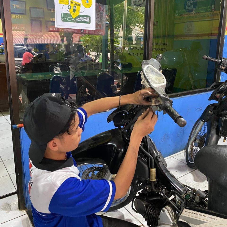 WhatsApp Image 2025-10-21 at 08.44.51